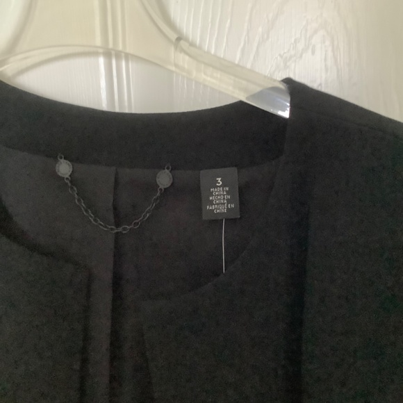 Blazer - Picture 2 of 7